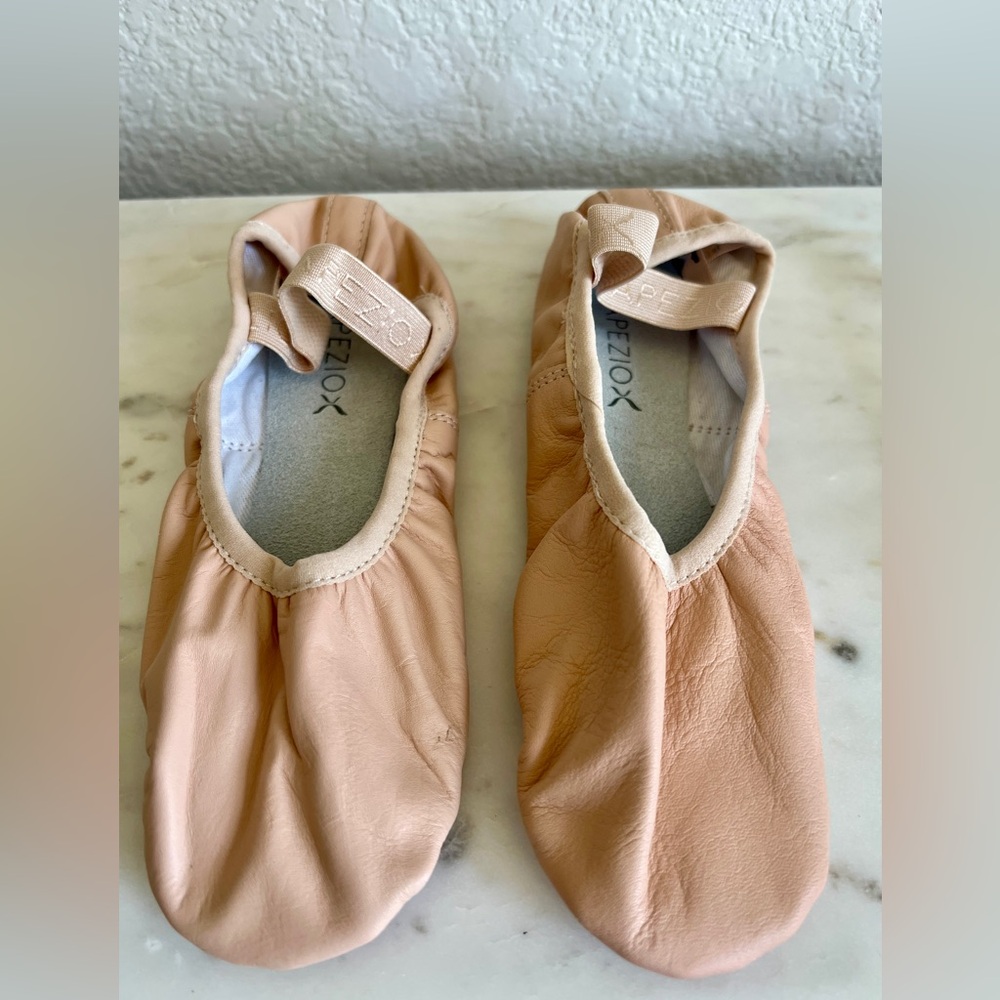Capezio Women’s Ballet Shoes - Ballet pink